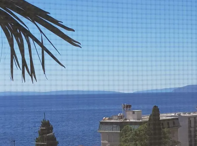 דירה Sunny 150 M From The Sea *