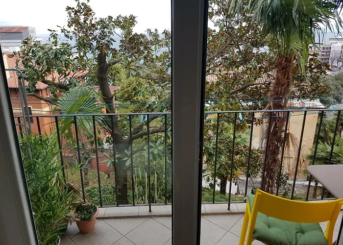 Apartment Sunny 150 M From The Sea