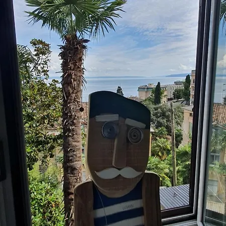 شقة Sunny 150 M From The Sea أوباتيا